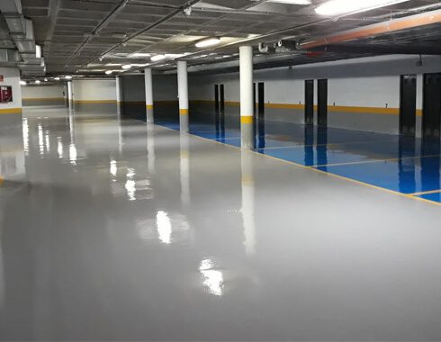 Pintado epoxi 100% sólidos para sistema parking en Pivema